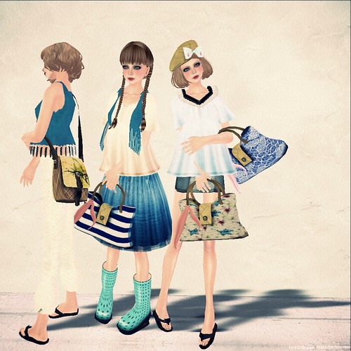 Bag and blue | by Neuilles / :NuDoLu:
