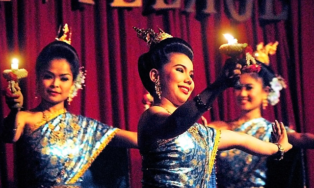 Bangkok Silom Village Thai Classical Candle Dance