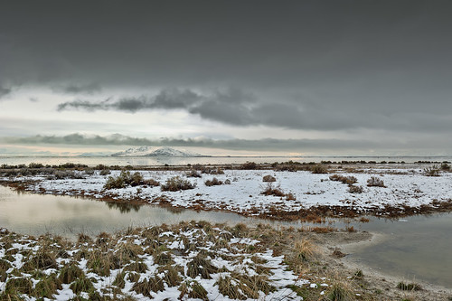 antelopeisland greatsaltlake lake landscape nikkor2470mmf28ged nikond700 utah shore cloudy snow rainy cold