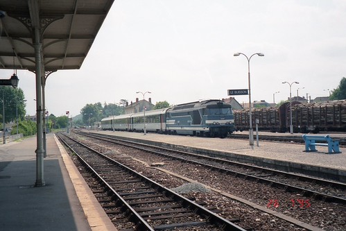 SNCF BB 67446 | BB 67446 met trein Agen-Paris Austerlitz kom… | Flickr