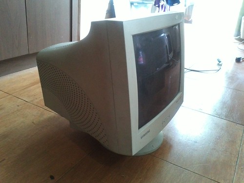 Monitor 1-2 | by ewok djoemoe