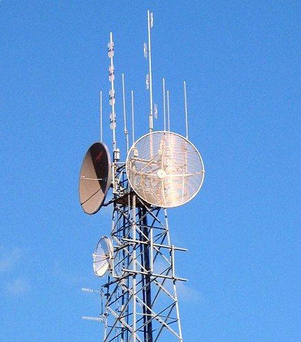 geotagged dish australia telstra queensland feed mast microwave antenna parabolic antennas feeds stanthorpe geolon1519325 mgjefferies stanthorpeviews geolat286554