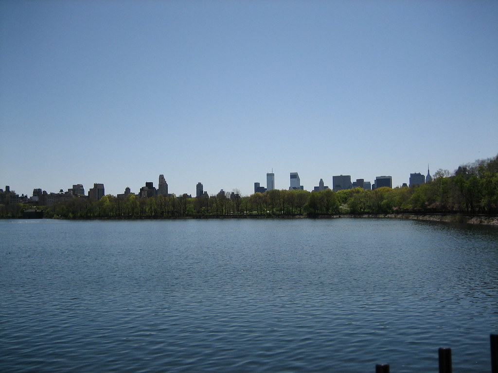 The Pond | Downtown view over the pond in Central Park | Martin ...