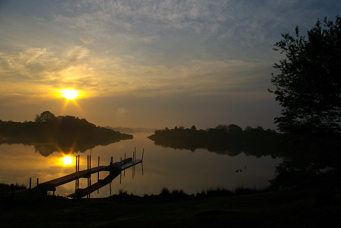 2006 memorialday charlestown ri rhode island rhodeisland pond saltpond ninigret newengland sunrise dawn