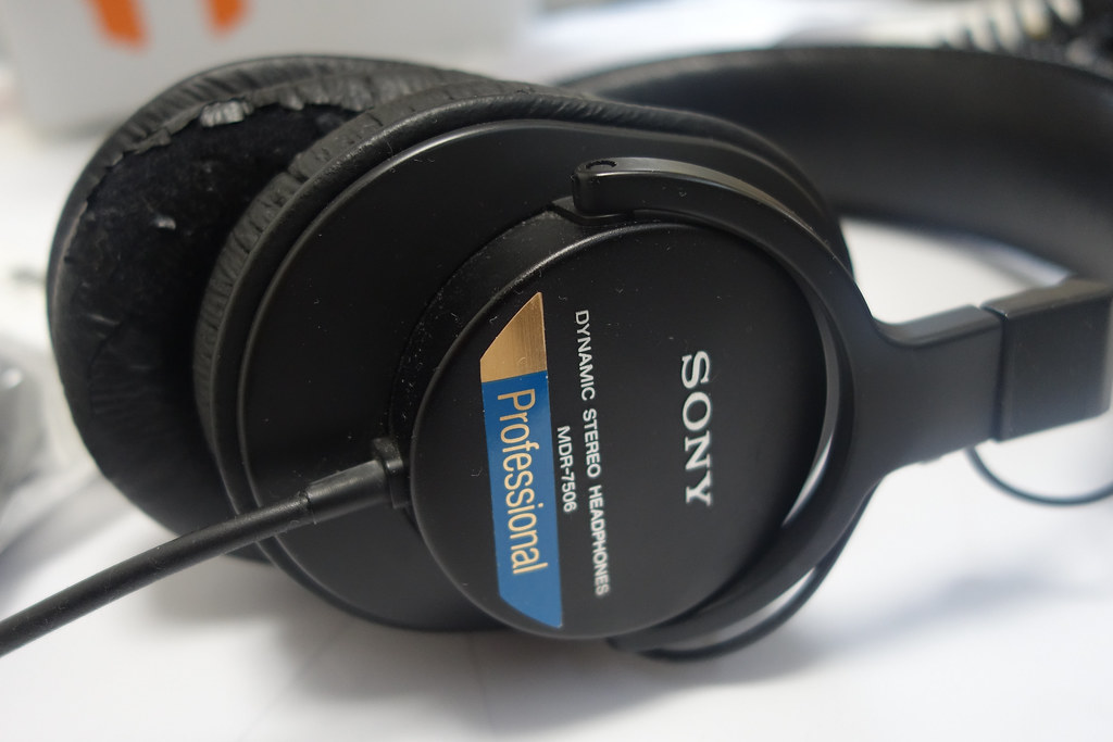 オーディオ機器 ヘッドフォン SONY MDR-CD900ST イヤーパッド | mon mon | Flickr