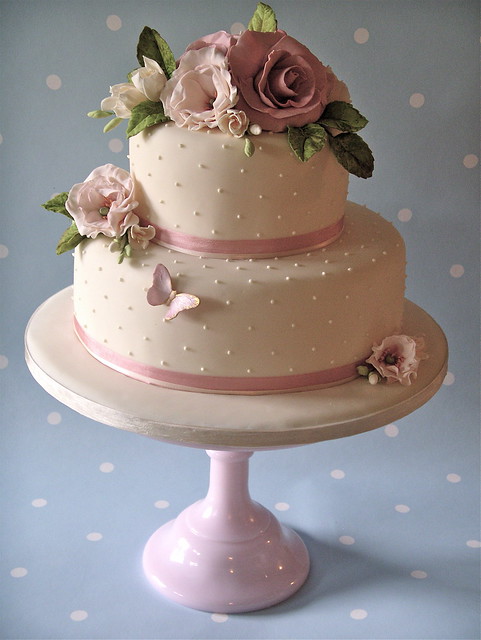 country garden wedding cake