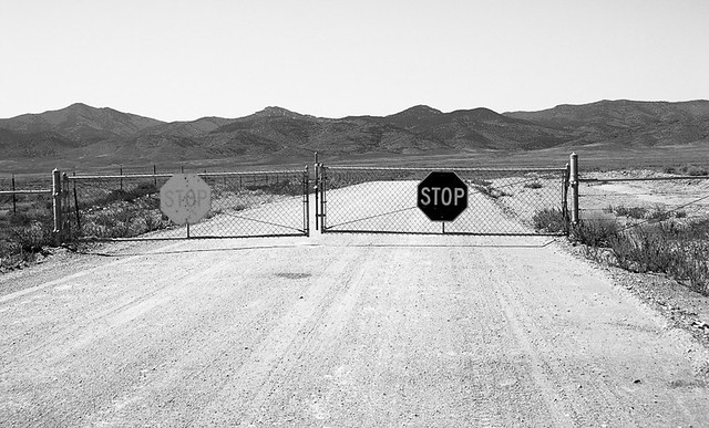 STOP... 20100912_5158