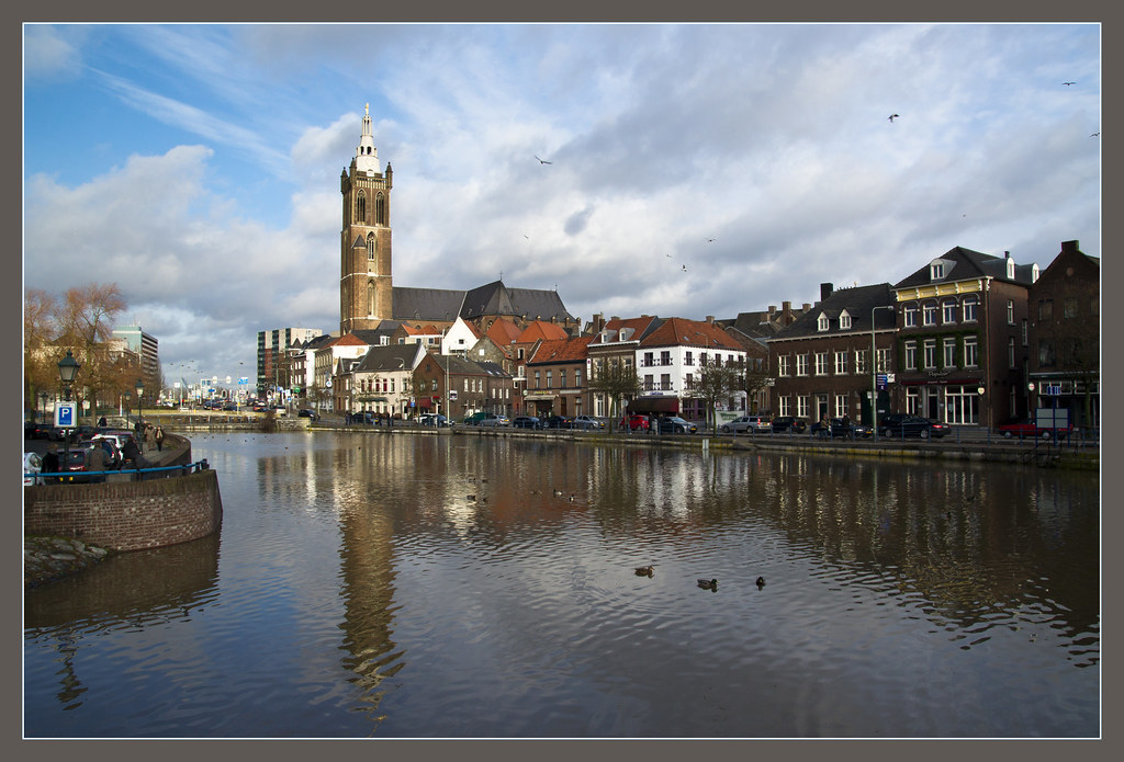 Hoogwater in Roermond / High water in my hometown