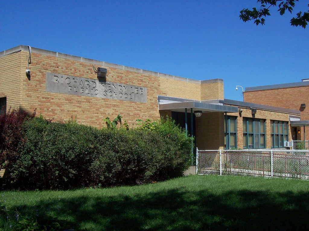 Richard Henry Lee Elementary School | Richard Henry Lee was … | Flickr