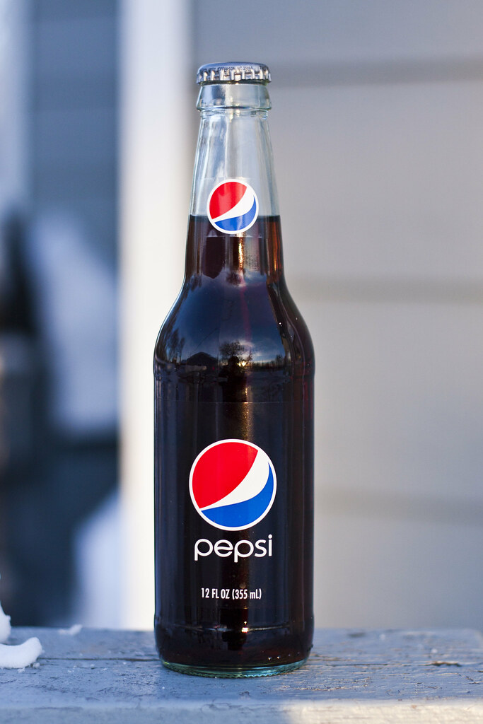 Download 12 fl oz Pepsi in glass bottle (USA) - WITH SUGAR! 