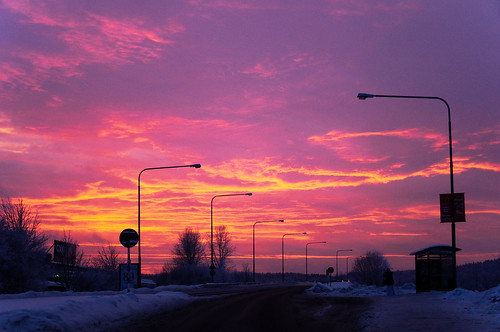 winter light sunset cold colors beautiful last lights drive vinter colorful europe shoot december colours purple sweden year nordic sverige scandinavia northern 31 2010 vastra trollhattan overby gotaland