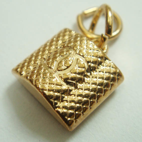 Golden Branded Metal Charms 14 x 27 mm - C00057