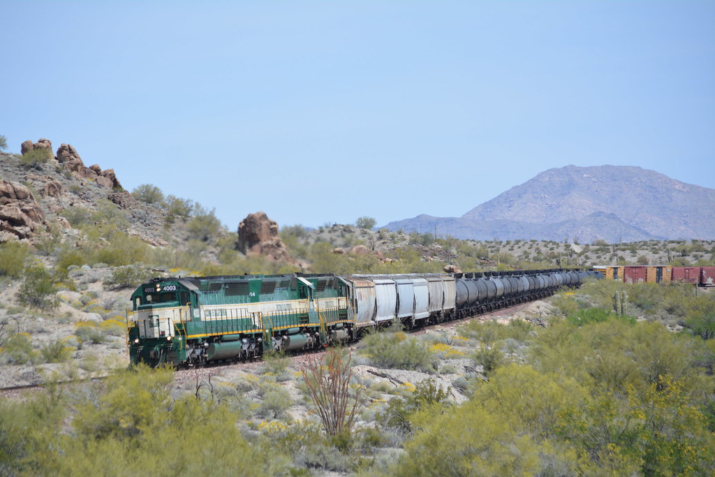 ARZC SD45-2 4003-708 | ARZC Northbound Freight Train 708 pas… | Flickr