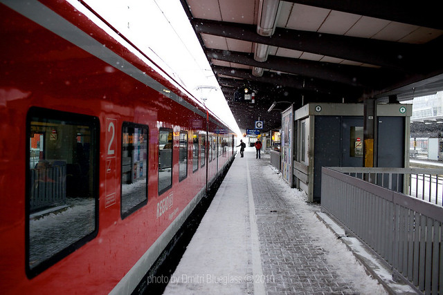 Снег и поезд