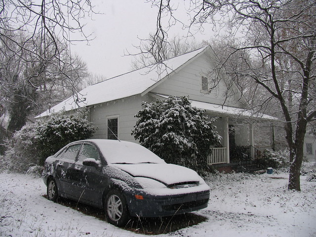 snow in B-town 12-04-2010