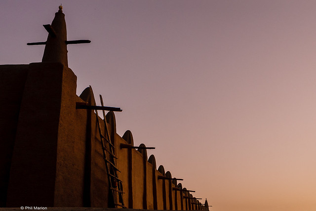 Grand mud mosque of Djenne at twilight - Djenne, Mali
