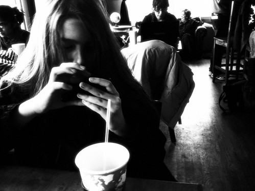 2011, jan19, The Coffee House by Juli Kearns (Idyllopus)