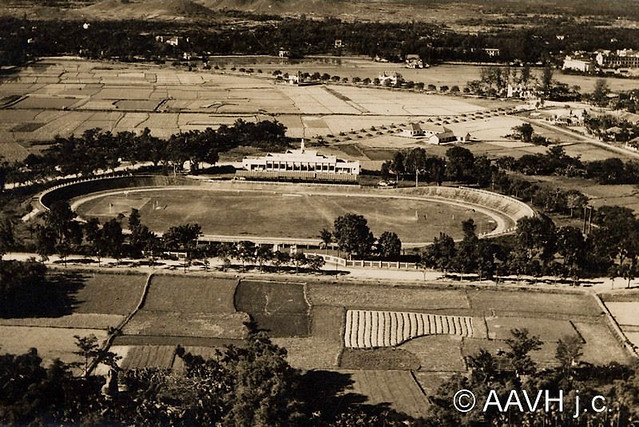 AP1868-Morin-Husson - Hué, 1936 – Vue aérienne du Stade Olympique de Hué