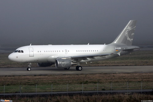 Airbus A319-100CJ Daimler Chrysler Aviation (DCS) D-ACBN - MSN 3243 | by Luccio.errera