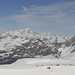 Panorama údolí Meribel - úplně vpravo Mont du Valon, nejsevernější bod údolí; uprostřed v pozadí Mont Blanc, foto: Tomáš Roba