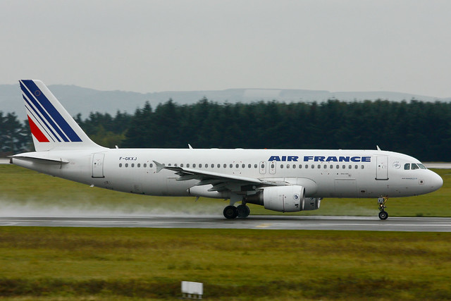 Air France - F-GKXJ - Airbus A320-214