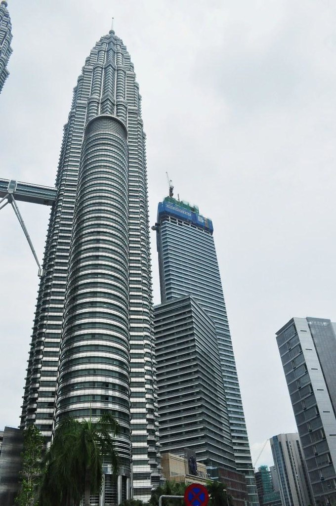 MENARA CARIGALI (PETRONAS TOWER 3) Kuala Lumpur ( KLCC )… Flickr