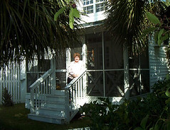 Here I am taking a break from a hard week of writing, made enjoyable by staying at the adorable Garner guest cottage on Tybee Island. And you can stay there too!