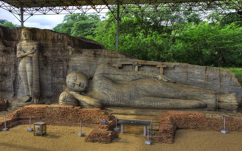 buddha srilanka recliningbuddha polonnaruwa galvihara
