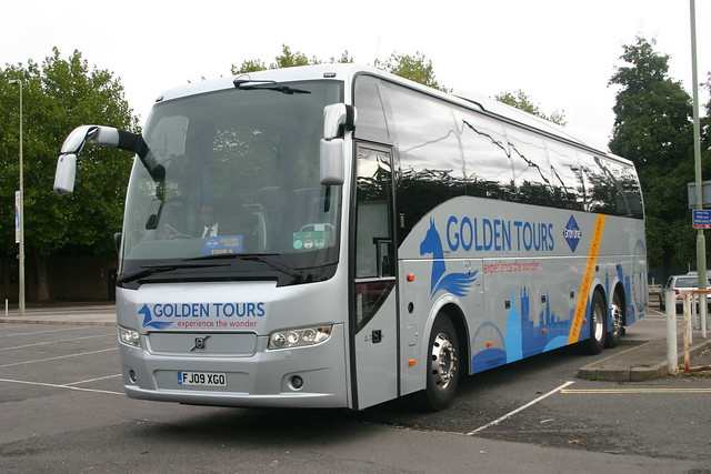 FJ09XGO Golden Tours - BM Coaches