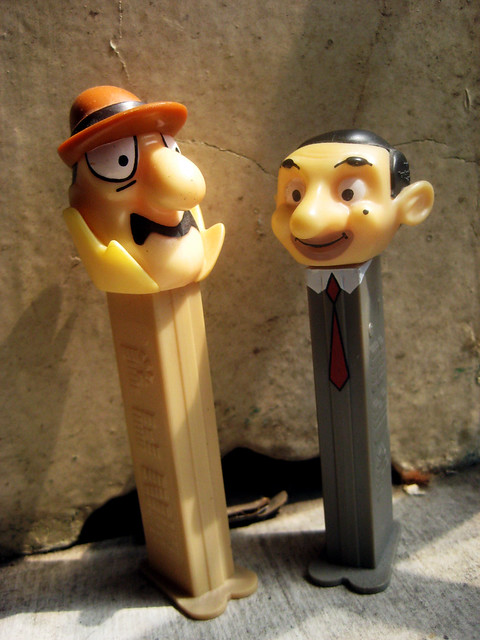 Inspector Clouseau / Peter Sellers and Mr Bean / Rowan Atkinson PEZ 7905