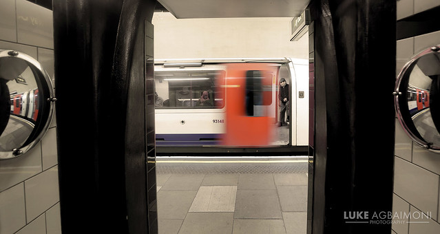 Door opens on Queensway Underground Station