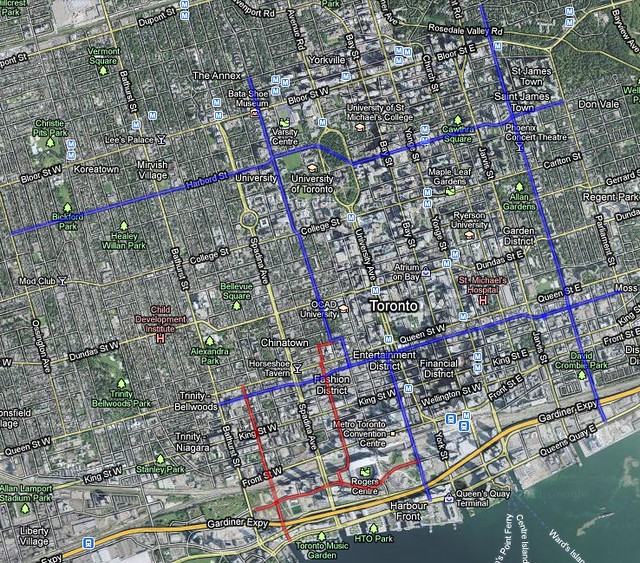 Wed, 06/08/2011 - 14:14 - On the lower left is Councillor Vaughan's proposal and the blue is Minnan-Wong / bike union's proposal.