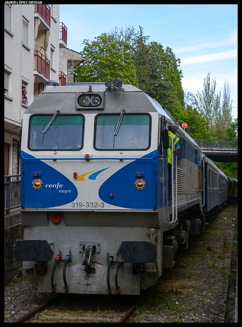Tren turístico Canfranero en Sabiñánigo
