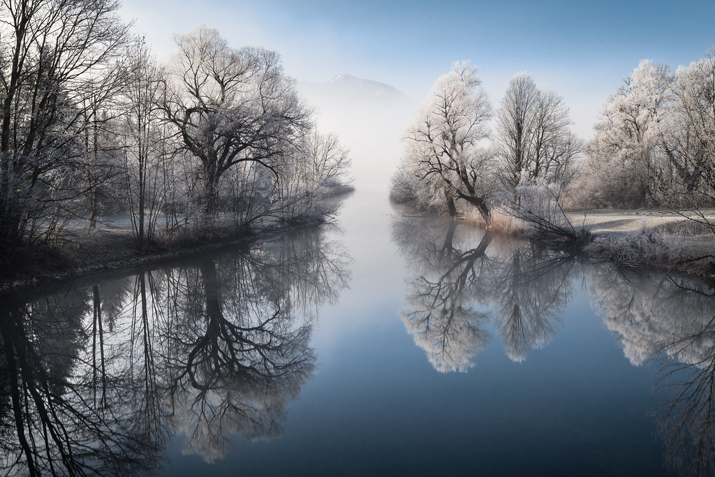 A misty winter morning at river Loisach [Explored 2017/01/14]