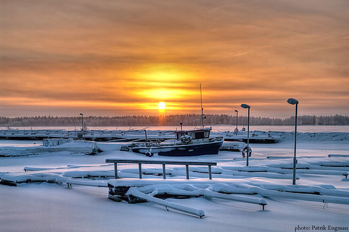 road winter sunset snow ice last se boat pentax sweden sverige archipelago 2010 patrik skärgård smörgåsbord luleå norrbotten engman lövskär k20d