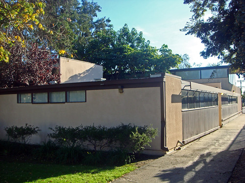 20b 746 West Adams Blvd - USC Annenberg Center - Institute… | Flickr