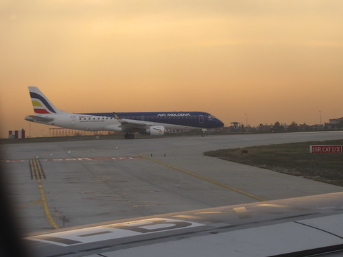 Air Moldova by Armenian_Spotter, Embraer ERJ-190-100STD 190STD sunset sunshine airplane airport aircraft aviation air airways flughaf