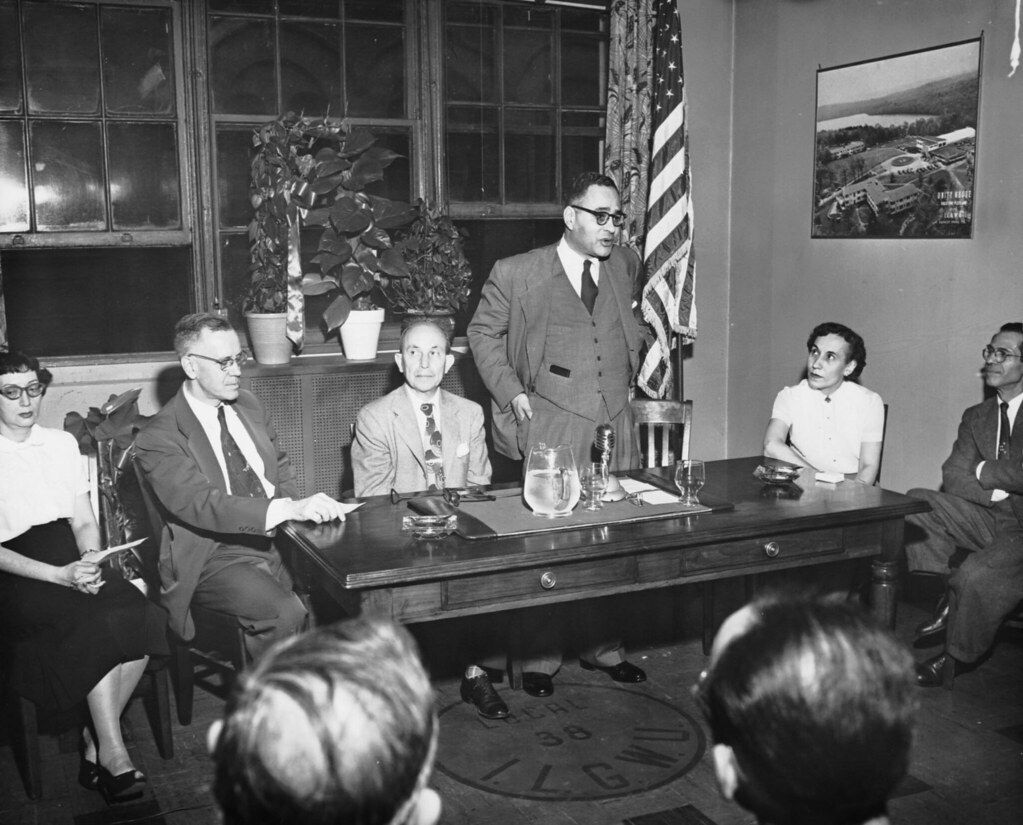 dr-ralph-bunche-speaking-at-a-press-conference-ilgwu-loc-flickr