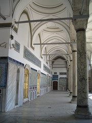 Palais de Topkapı - Corridor à piliers dans la 4ème cour