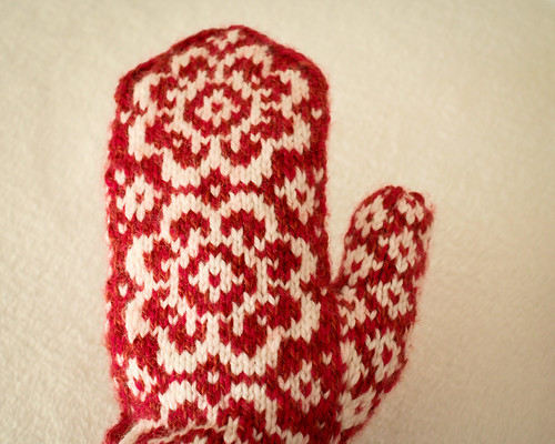 End of May mittens | Knit from Mission Falls 1824 and this p… | Flickr