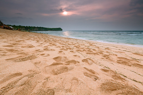 light sunset bali seascape beach nature canon indonesia landscape sand south sandy footprints lee uluwatu filters 1022mm gnd balangan canoneos50d