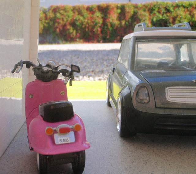 Polly Line's car and vespa