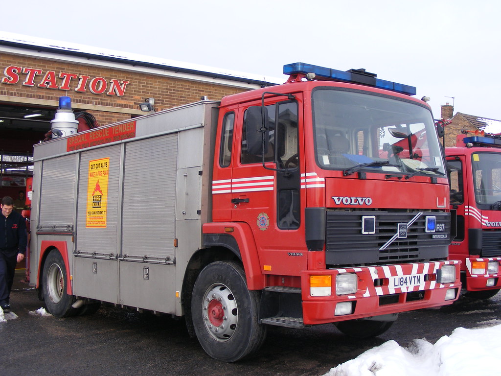 Fire Service: Volvo L184VTN Tyne and Wear Fire and Rescue Service
