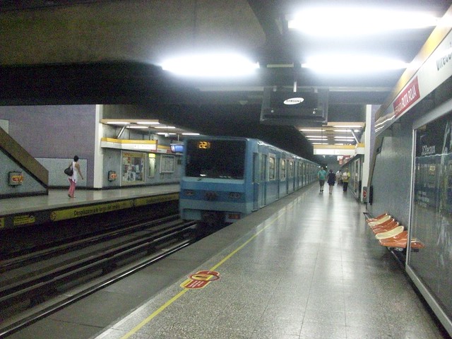 Estación Lo Vial (L2)