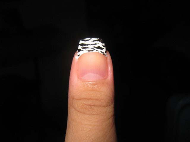 Nail art design Zebra french tip