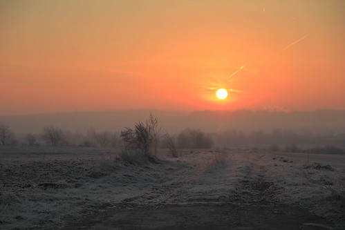 morning red sun rot sunrise sonne sonnenaufgang morgen feldweg farmtrack nordhessen vellmar