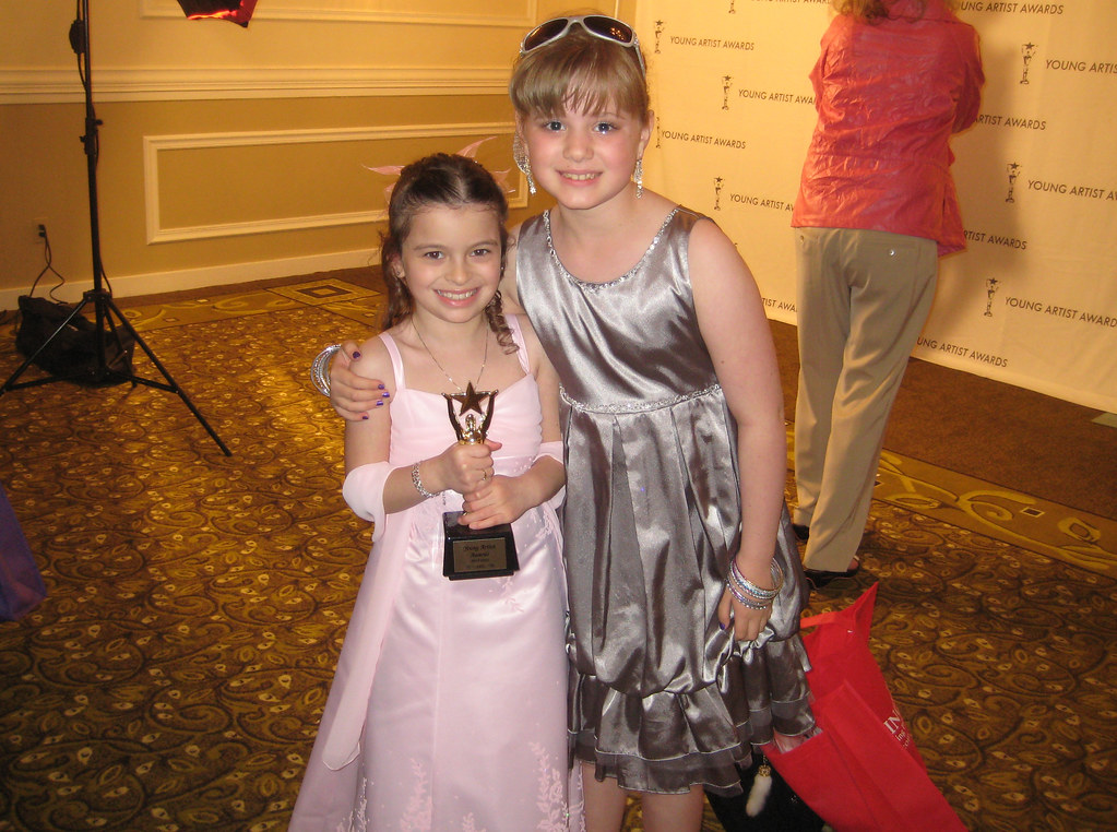 Piper with Dalila Bela (award winner) | 32nd Annual Young Ar… | Flickr