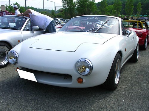 MX5 pitcrew white | by philrob37