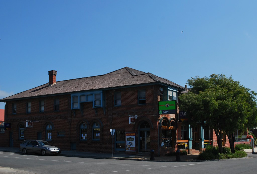 Apollo Bay Hotel