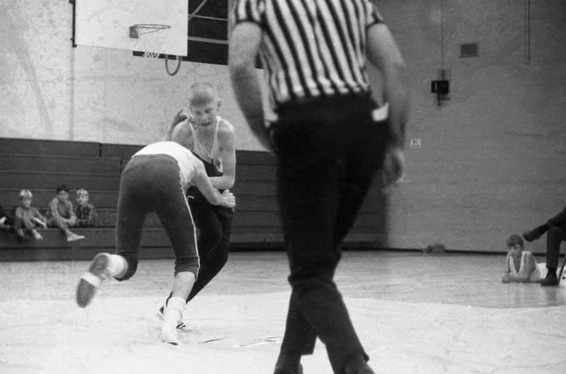 LR vs. Buford in Wrestling (1968)